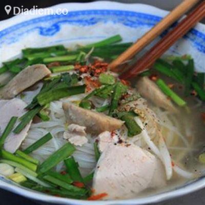 Quán Hủ Tiếu Gõ – Quang Trung