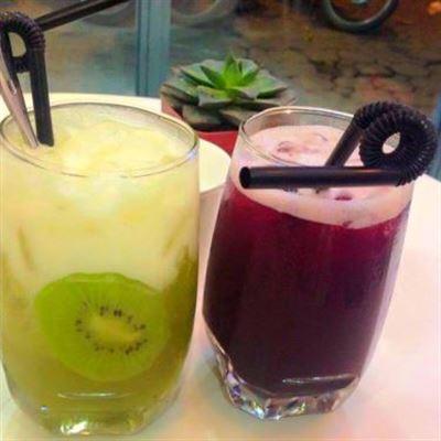 Ấy Coffee & Wine