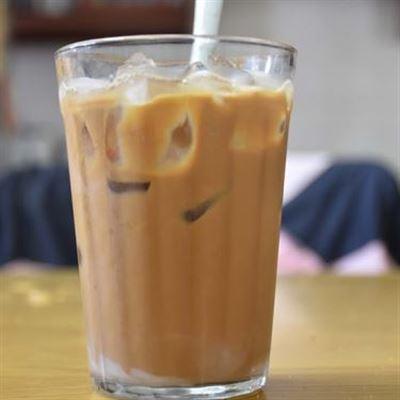 Bên Đường – Cafe & Giải Khát