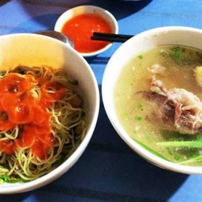 Mì Hoành Thánh & Xá Xíu