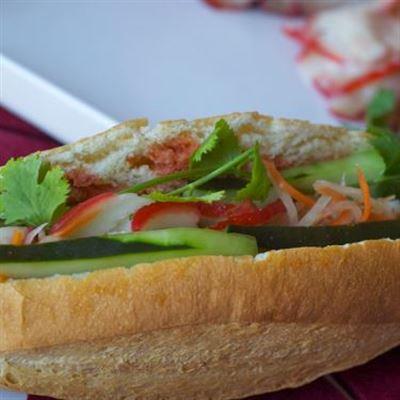 Bánh Mì Phương Thúy