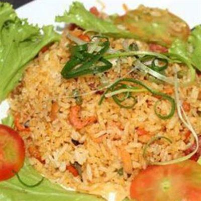 Cơm Dương Châu Sinh Viên