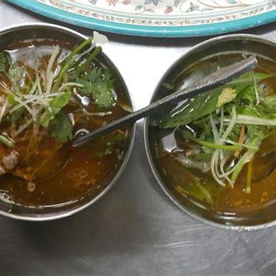 Bánh Mì Xíu Mại – Ngã 3 Chùa