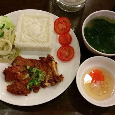 Quán Cơm Chín Dẫu 1