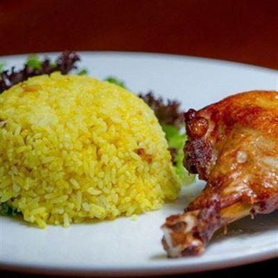 Cơm Gà Xối Mỡ & Hủ Tiếu