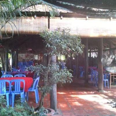 Hồng Tiến – Cơm Việt Nam