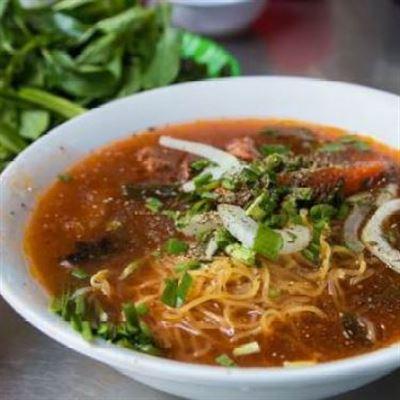 Chị Hương – Hủ Tiếu Bò Kho