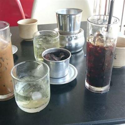 Y Bình Cafe