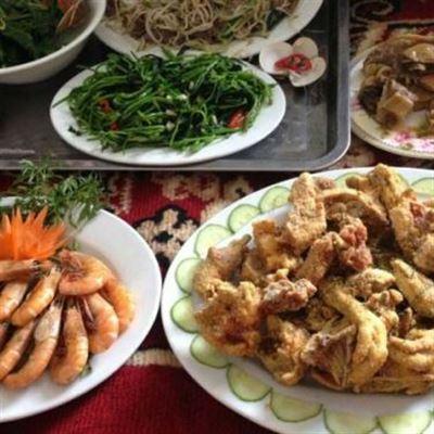 Hải Sản Cua Vàng