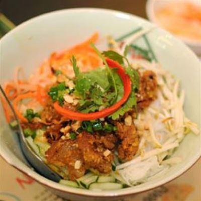Bún – Mì Thịt Nướng Chị Lộc