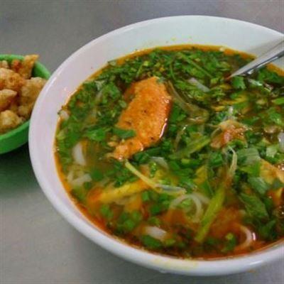 Hồng – Bánh Canh Cá Lóc