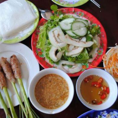 Phố Đêm – Bánh Khoái & Nem Lụi