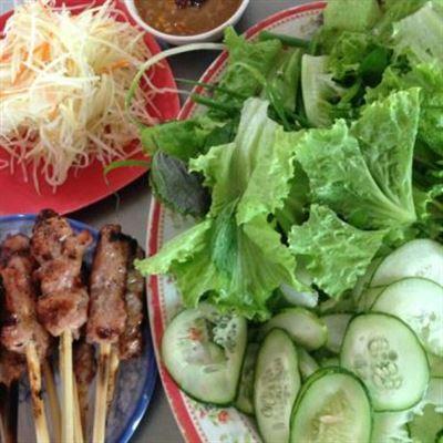 Quán 31 – Nem Lụi & Bánh Tráng Trứng