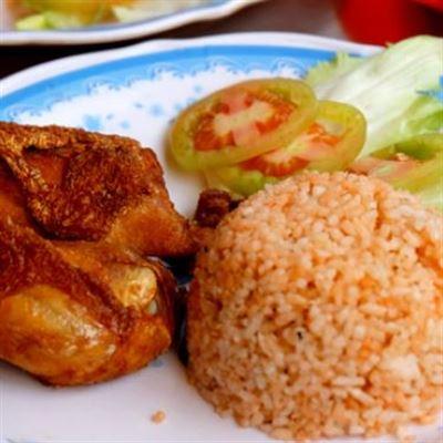 Quán 42 – Cơm Gà Xối Mỡ