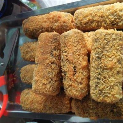 Moon – Trà Sữa & Cơm Cuộn