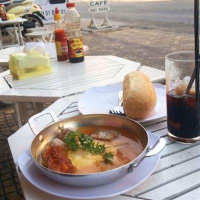 Tú Tú – Bánh Mì Chảo & Cafe