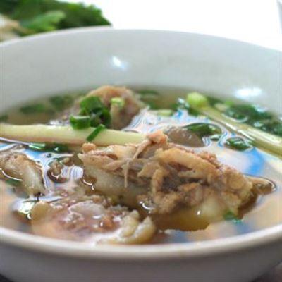 Hủ Tiếu Đuôi Heo