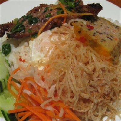 Cơm Tấm 93 – Nam Kỳ Khởi Nghĩa