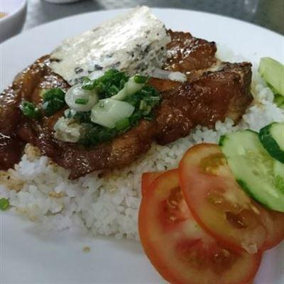 Bảo Uyên – Cơm Tấm & Hủ Tiếu