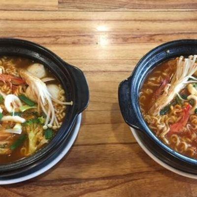 Nhà Lá – Quán Ăn Vặt