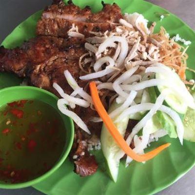 Loan Phụng – Quán Cơm