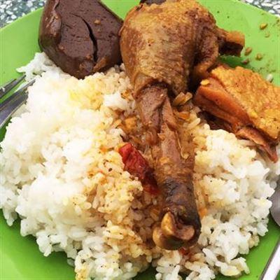 Cơm Cà Ri – Quán Ăn Bình Dân