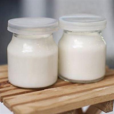 Chị Thắm – Yaourt  & Sữa Chua
