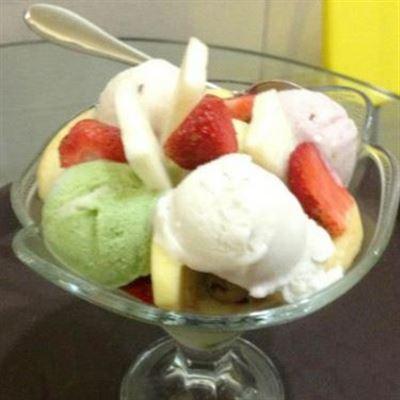 Kem Thùy Linh – Trần Hưng Đạo