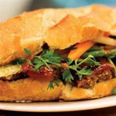 Bánh Mì Thịt Nướng Chị Ngọng