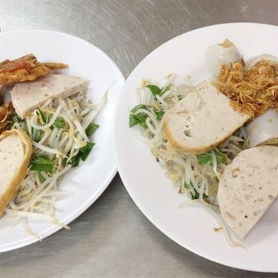 Huyền – Bánh Cuốn & Bún Thịt Nướng