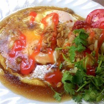 Bánh Mì Ốp La Cô Nữ