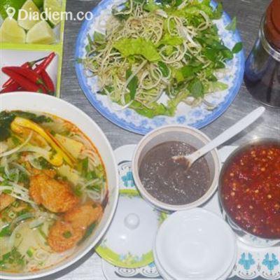 Bún Chả Cá Cô Hạnh