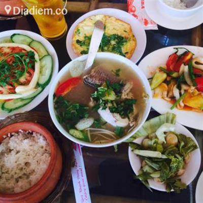 Cơm Niêu Quê Nhà