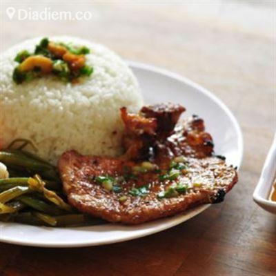 Cơm Tấm Chữ Thập Đỏ