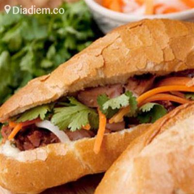 Đông Xương – Cửa Hàng Bánh Mì