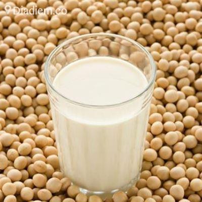 Hiên Giao – Sữa Đậu Nành, Bánh Quẩy & Bánh Rán