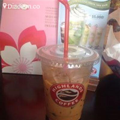 Highlands Coffee – AEON Mall Bình Dương