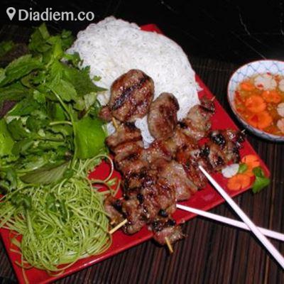 Minh Châu – Bún Chả Hà Nội