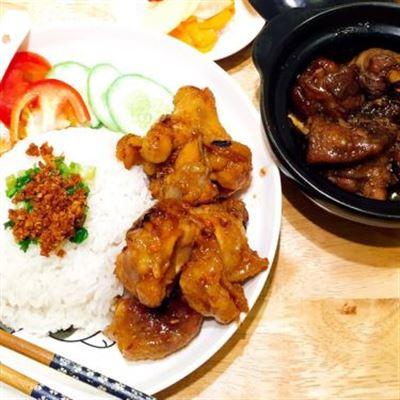 Quán Cơm Hương Quế