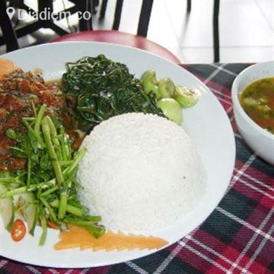 Quán Cơm Huỳnh Long