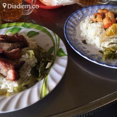 Quốc Tân – Quán Cơm Bình Dân