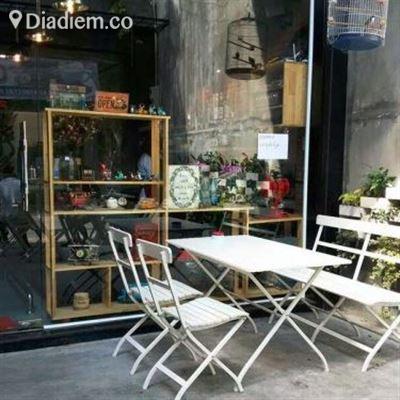 Retro Cafe