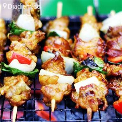 San San – Xiên Nướng & Lẩu
