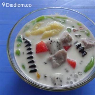 Song Lê – Chè Thái & Sinh Tố