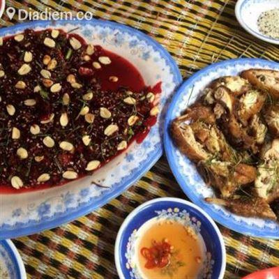 Thịt Thỏ Lâm Tới