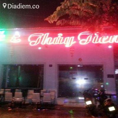 Thủy Tiên Cafe – Máy Lạnh Và Ngoài Trời