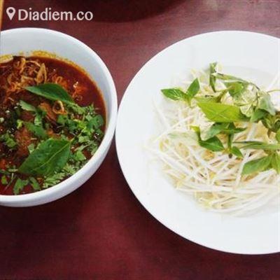 Tiệm Ăn Hồng Phát – Hủ Tiếu Hải Sản & Bò Kho