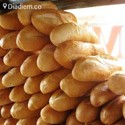 Tiệm Bánh Mì Bà Tý
