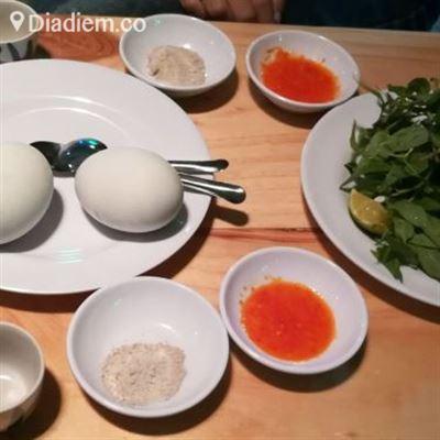 Vịt Lộn Bé Gái