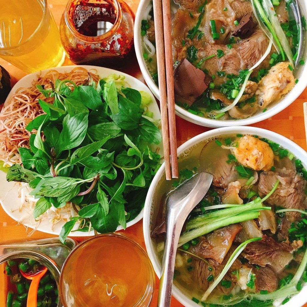 Ấm bụng cùng 7 Quán bún bò Huế “ngon-bổ-rẻ” ở quận 10, TP. HCM